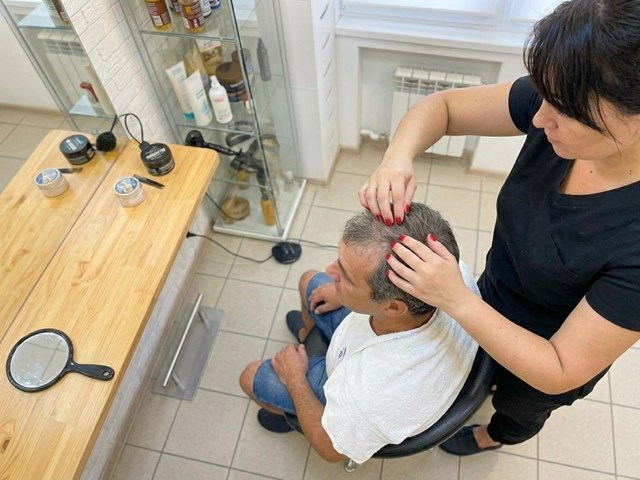 Prótesis capilares en Meaño con las que recuperará la confianza